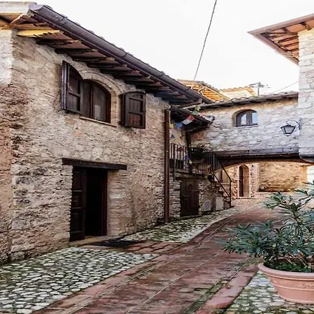 Casa vacanze Apartment In Firenzuola Near Lake Arezzo, Cleaning Included