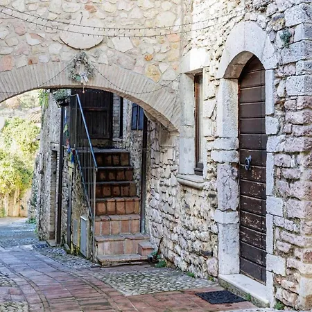 Casa vacanze Apartment In Firenzuola Near Lake Arezzo, Cleaning Included